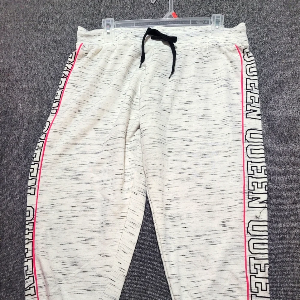 NEW Crop Pants~"QUEEN"~Lightweight~Med/Lg - Picture 2 of 5